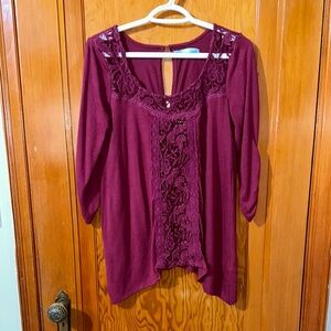 Maurice’s Women's Burgundy Lace Detail Top Sz small